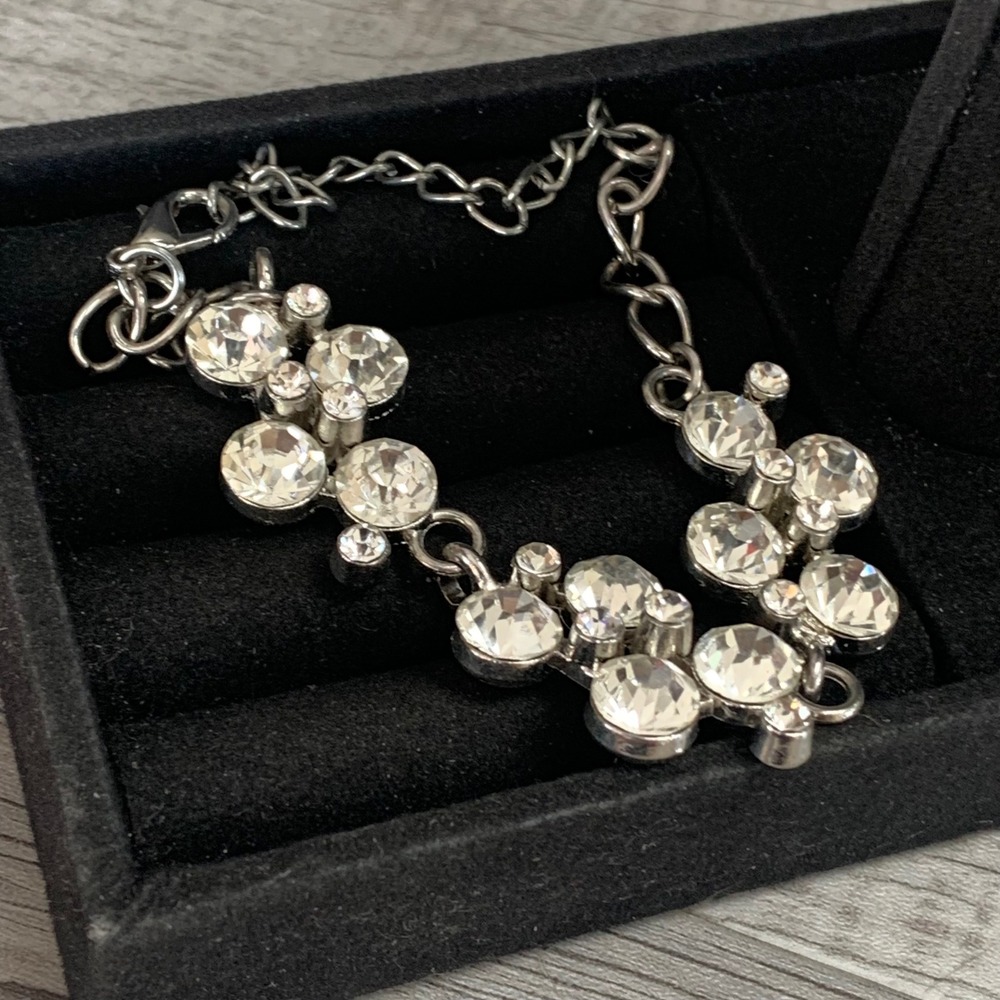 Silver Tone Clear Crystal Cluster Link Bracelet Adjustable 7.5-8.5 Inch 5165
